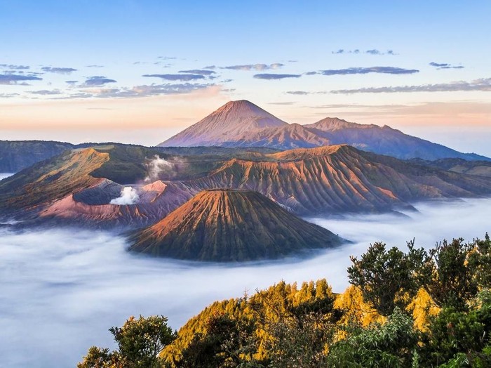 Chasing the Golden Sunrise Over the Majestic Mount Bromo